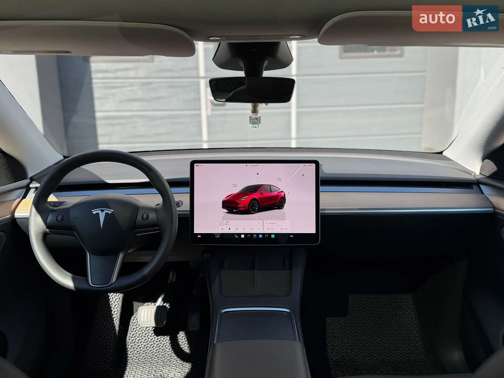 2024 Tesla Model Y - мініатюра 19