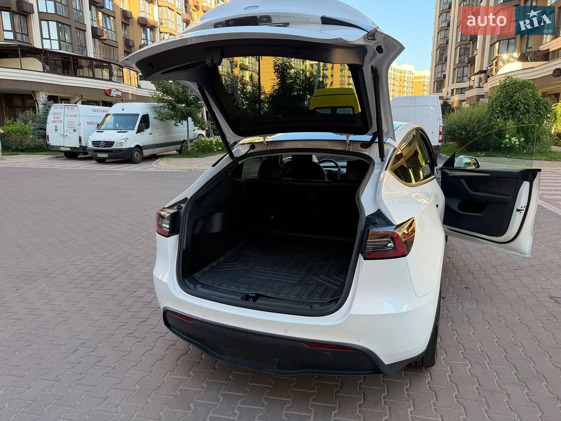 2022 Tesla Model Y - мініатюра 29