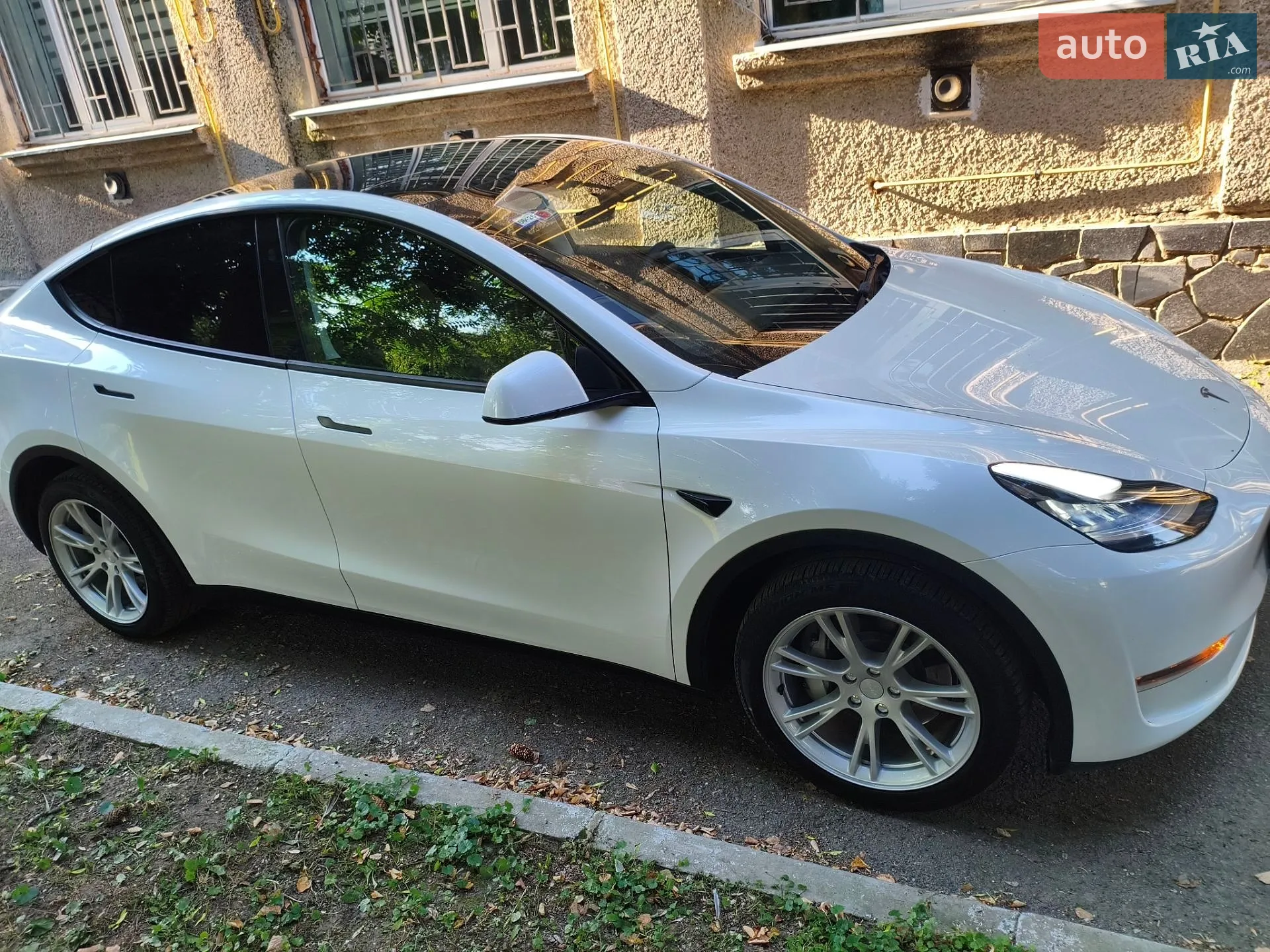 2023 Tesla Model Y - мініатюра 26