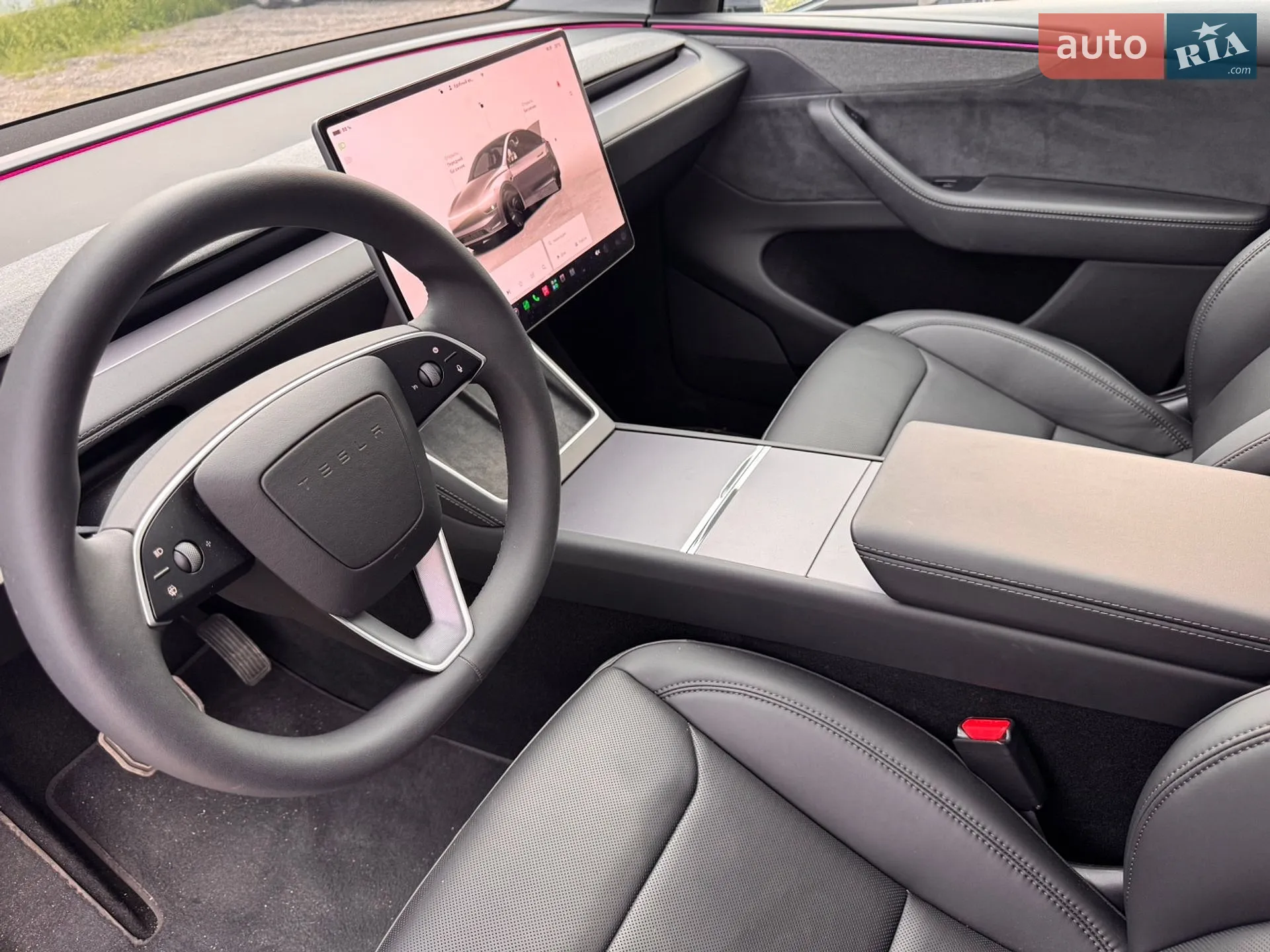 2025 Tesla Model Y - мініатюра 33