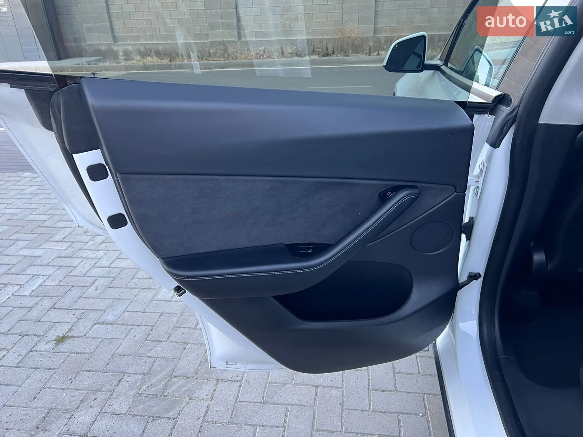 2020 Tesla Model Y - мініатюра 38