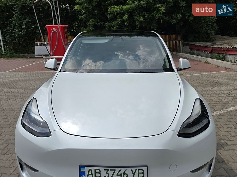 Tesla Model Y 2022