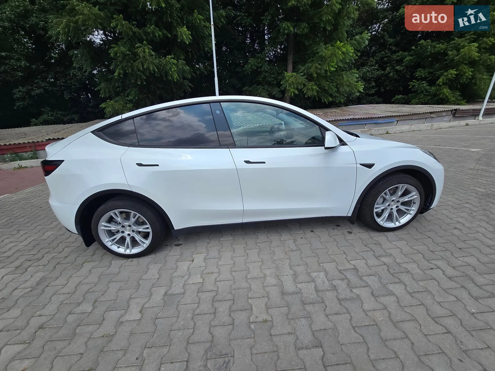 2022 Tesla Model Y - мініатюра 9