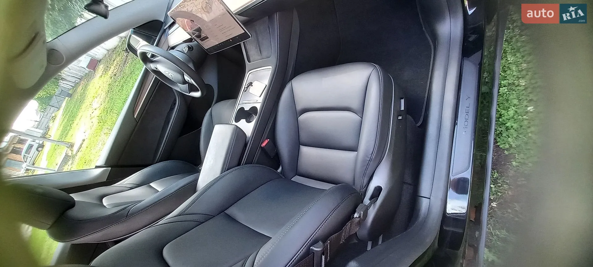 2023 Tesla Model Y - мініатюра 24