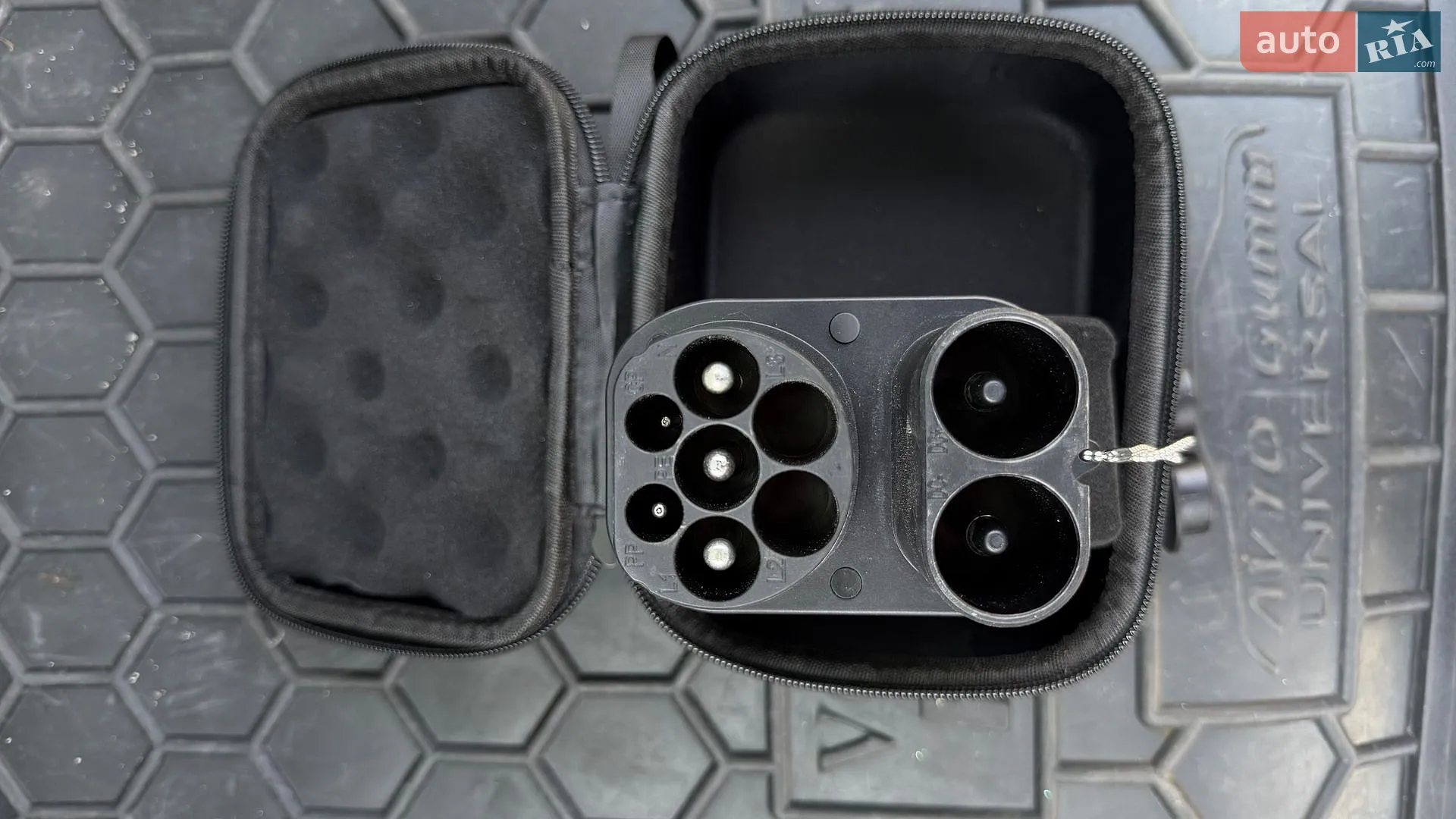 2021 Tesla Model Y - мініатюра 20