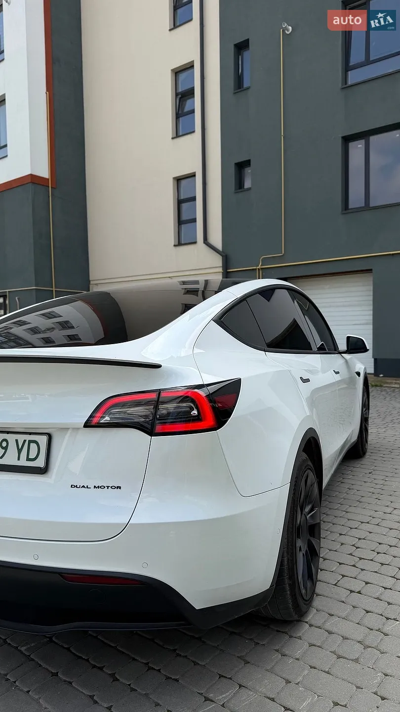2021 Tesla Model Y - мініатюра 9