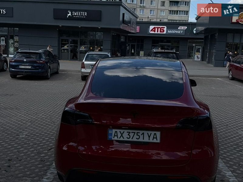 Позашляховик / Кросовер Tesla Model Y 2023 в Харкові