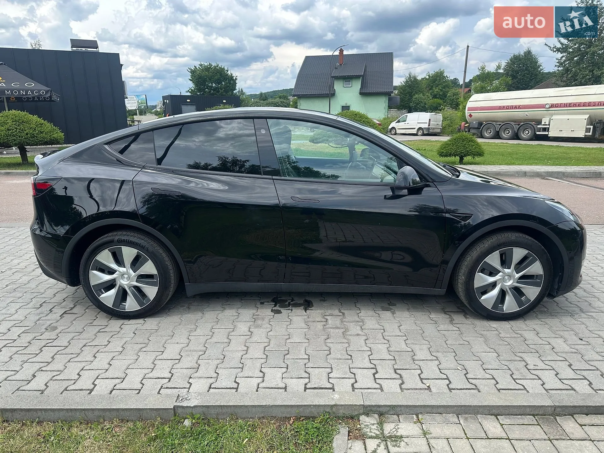 2021 Tesla Model Y - мініатюра 4