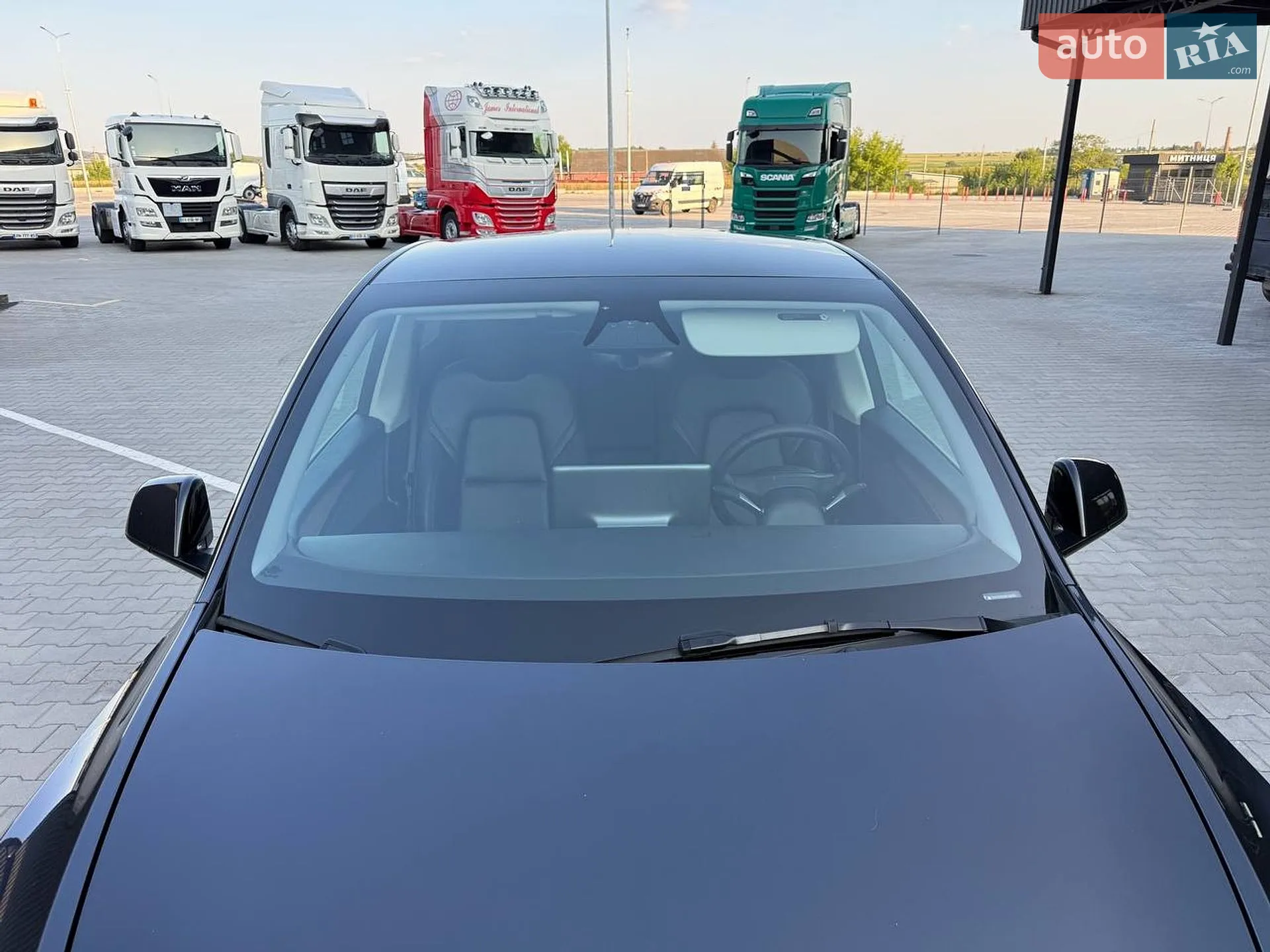 2025 Tesla Model Y - мініатюра 16