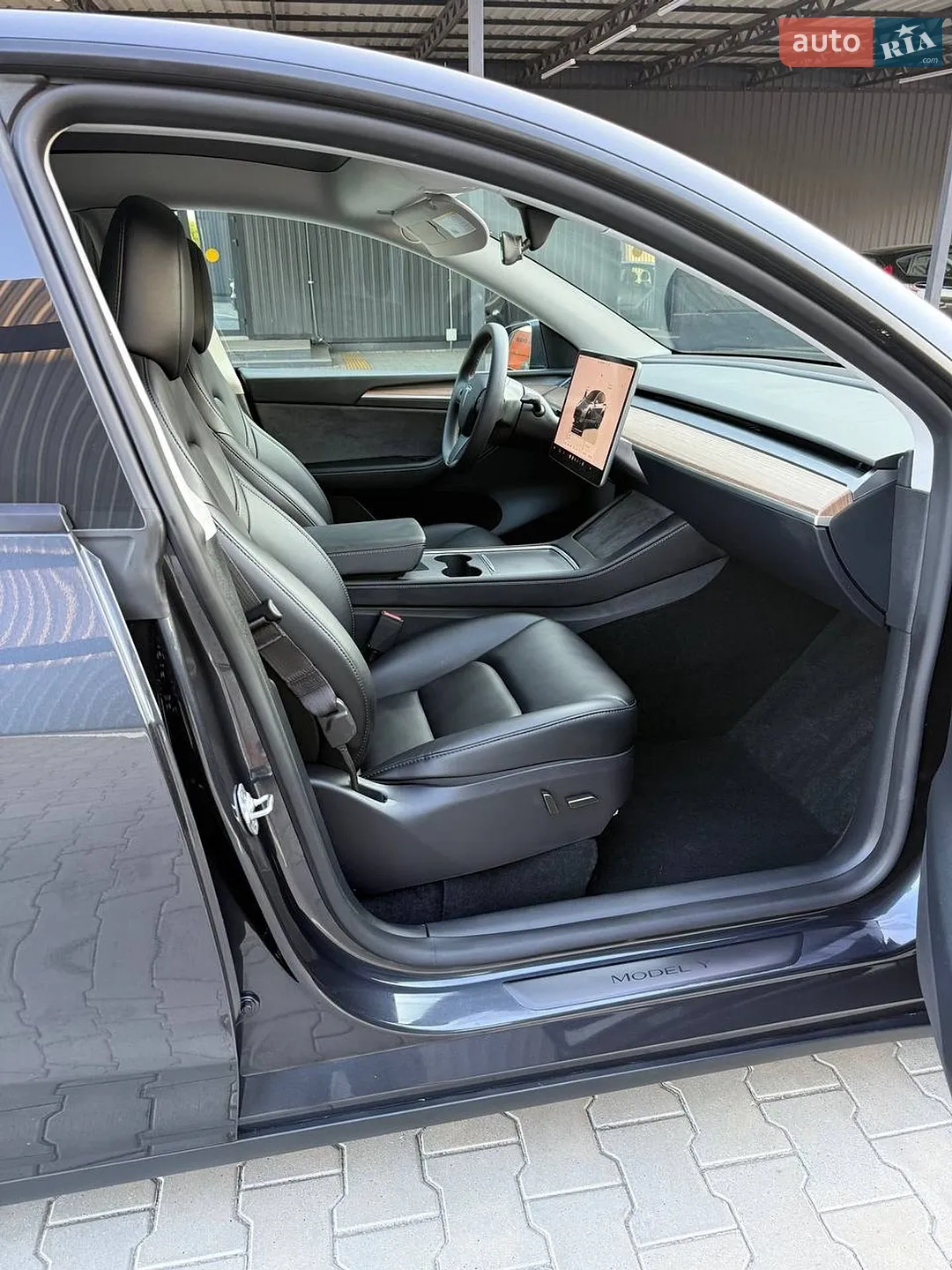 2025 Tesla Model Y - мініатюра 63