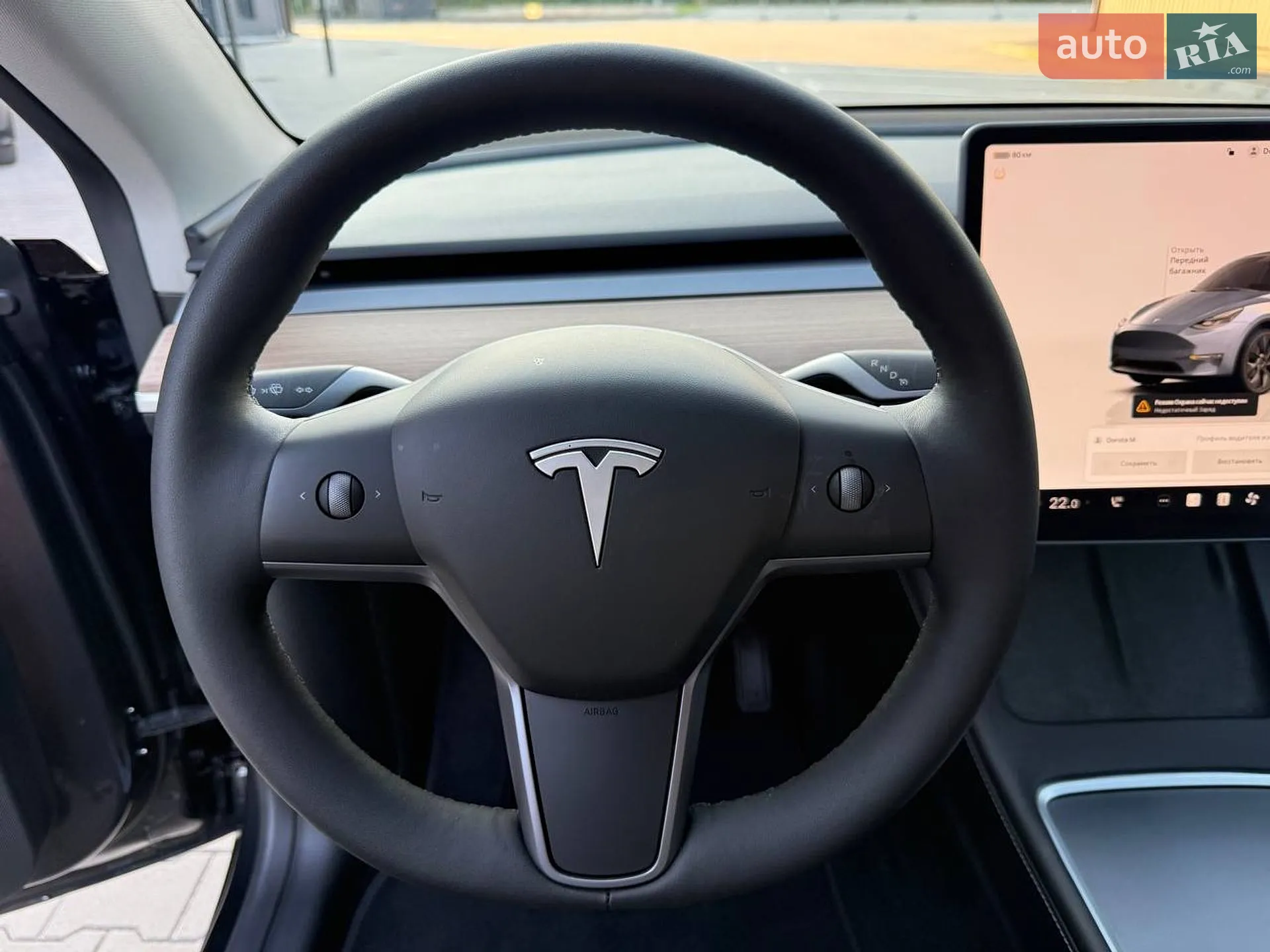 2025 Tesla Model Y - мініатюра 93