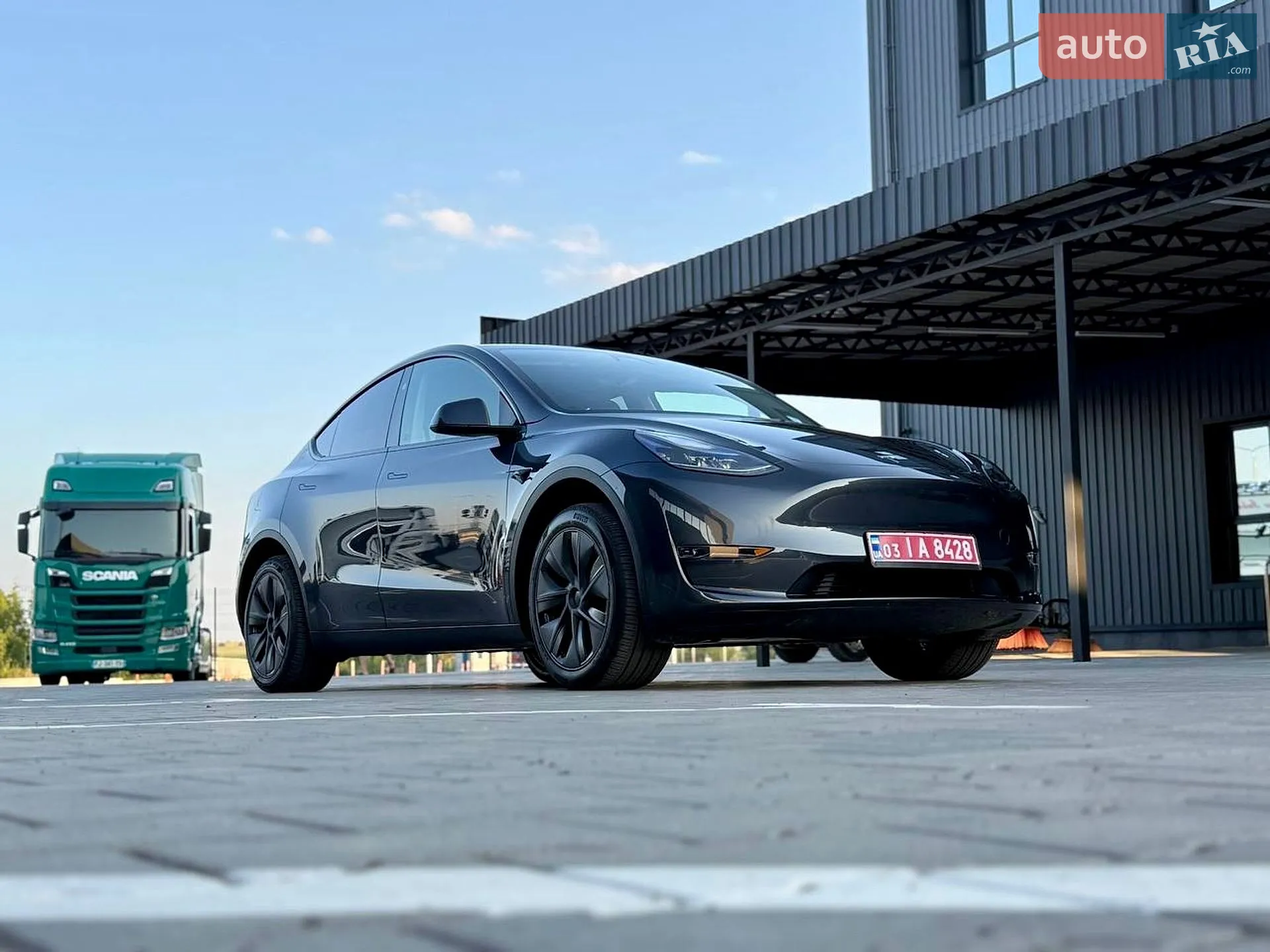 2025 Tesla Model Y - мініатюра 113