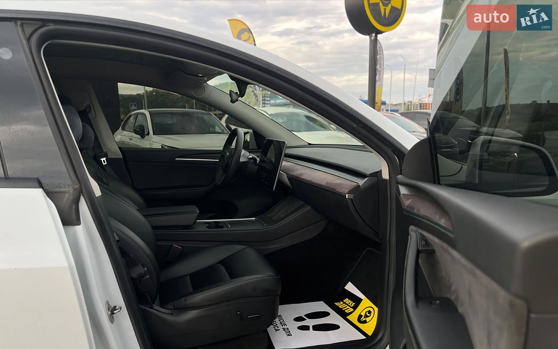 2022 Tesla Model Y - мініатюра 22