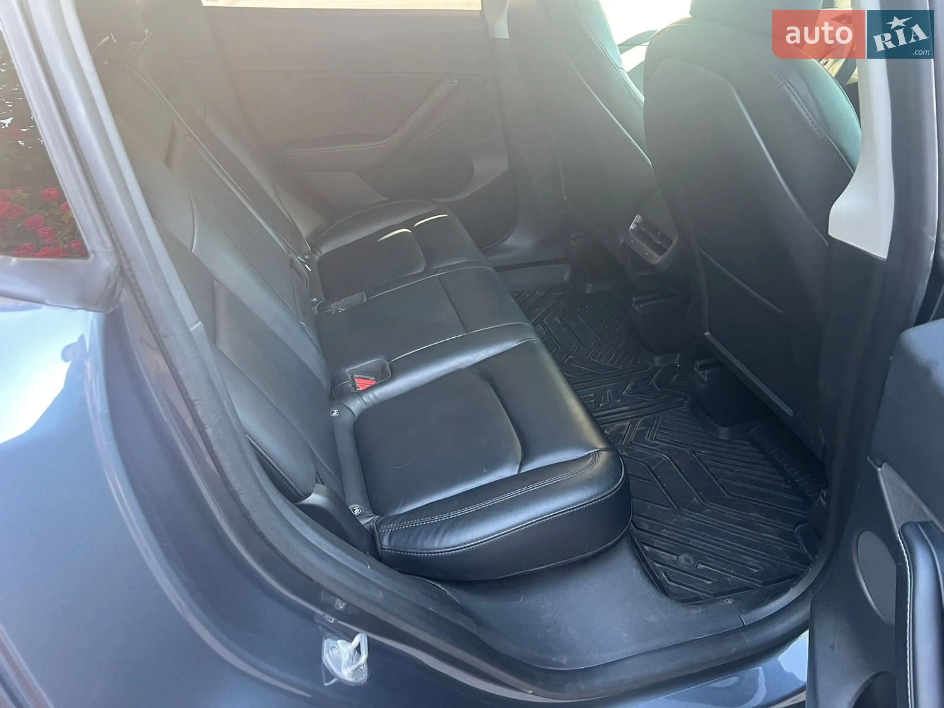 2021 Tesla Model Y - мініатюра 6