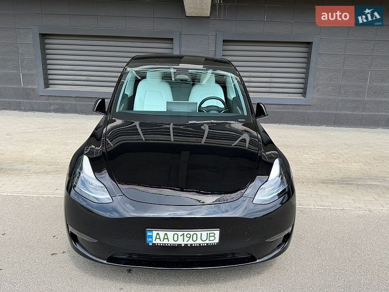 Позашляховик / Кросовер Tesla Model Y 2023 в Києві