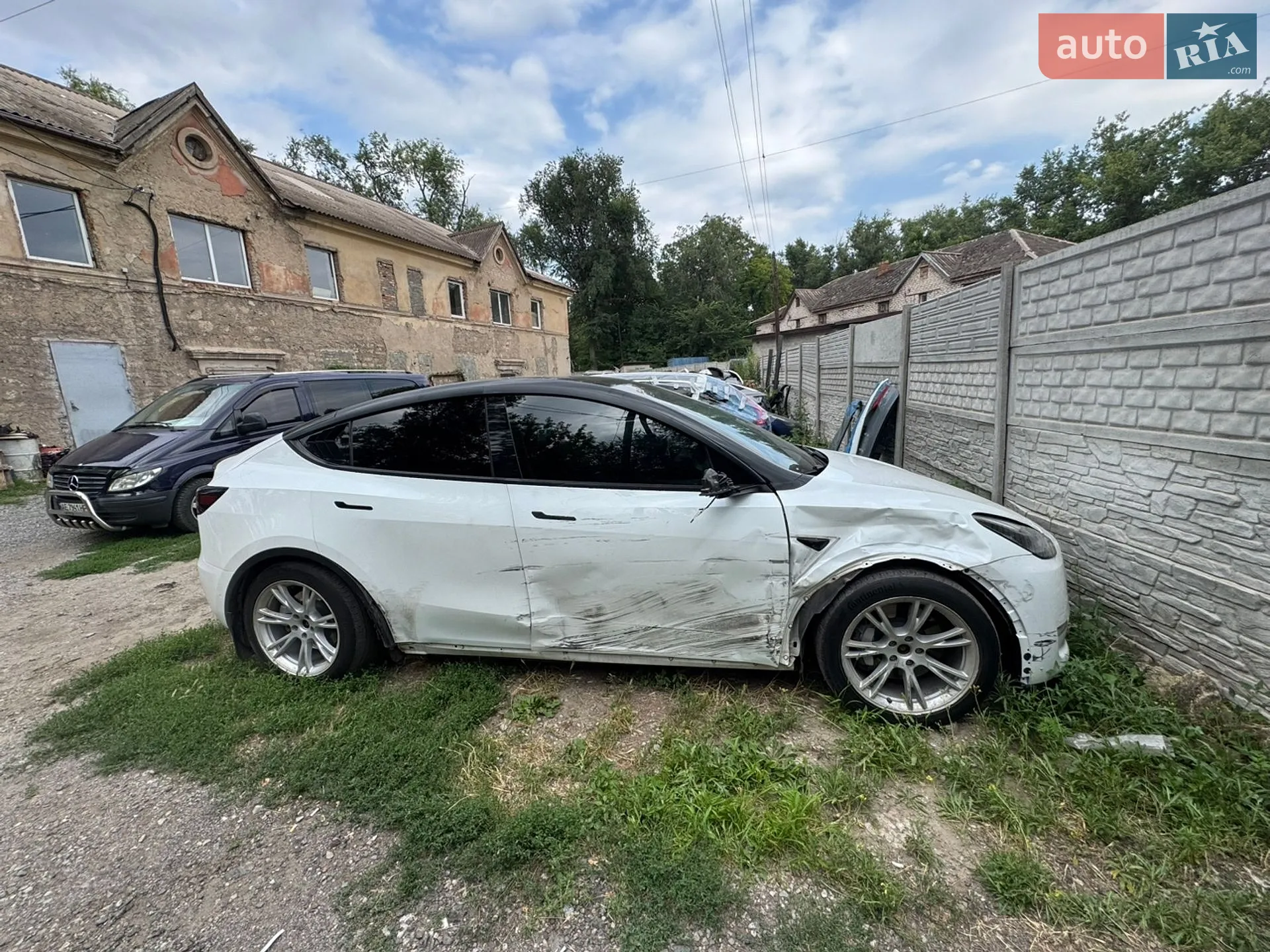 2021 Tesla Model Y - мініатюра 3