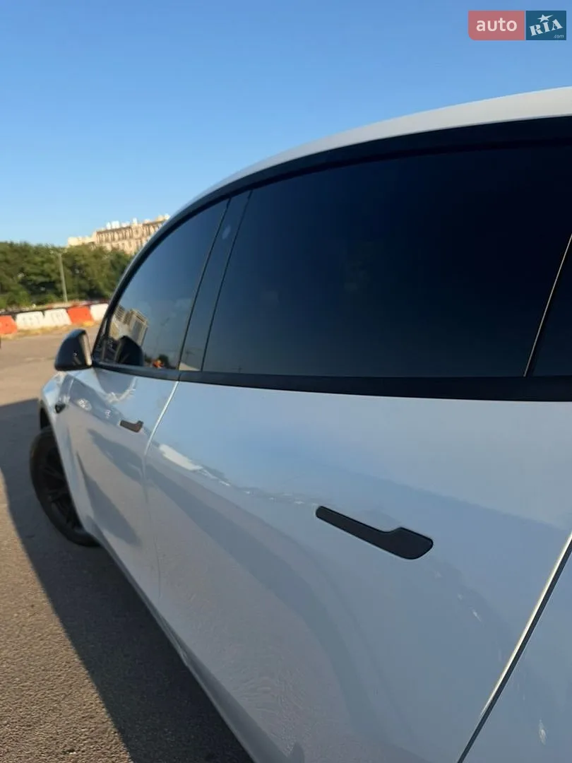 2023 Tesla Model Y - мініатюра 22