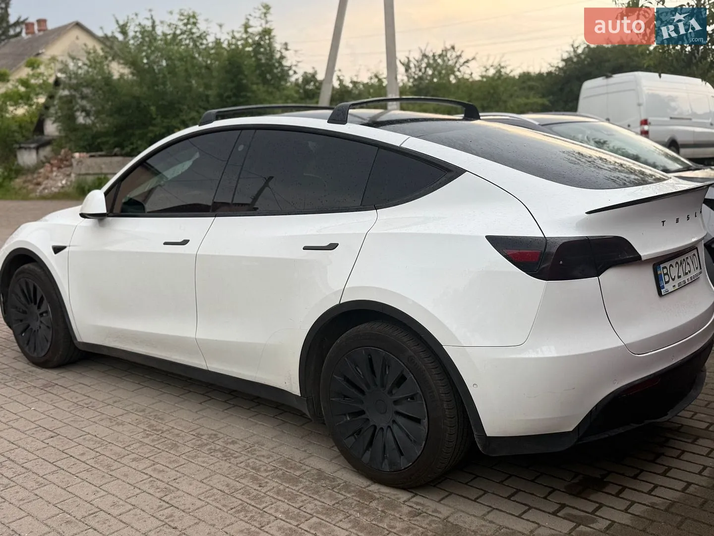2022 Tesla Model Y - мініатюра 5
