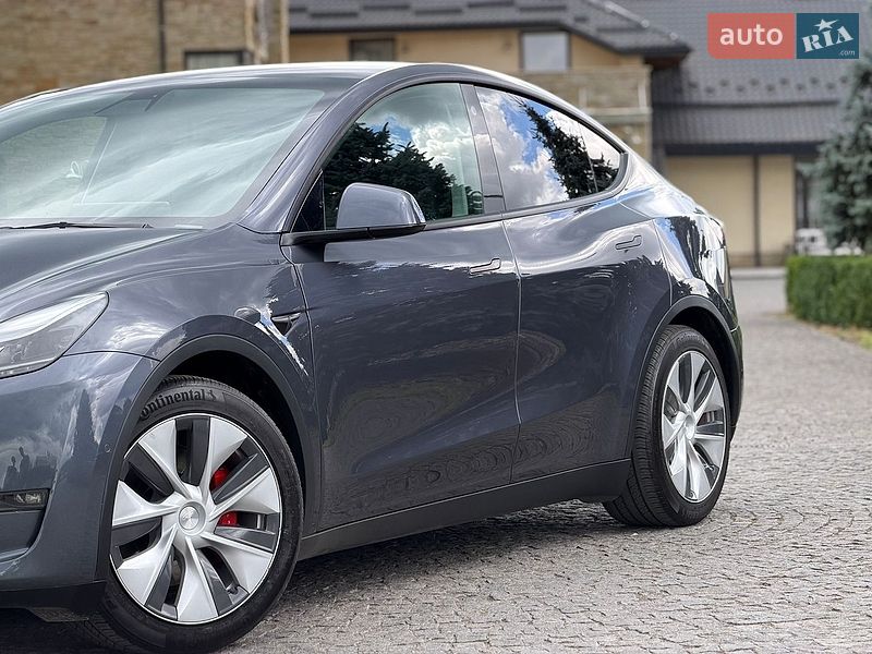Позашляховик / Кросовер Tesla Model Y 2022 в Львові фото 5 Позашляховик / Кросовер Tesla Model Y 2022 в Львові