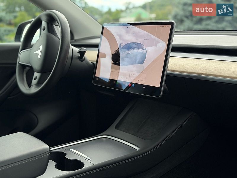 Внедорожник / Кроссовер Tesla Model Y 2022 в Львове