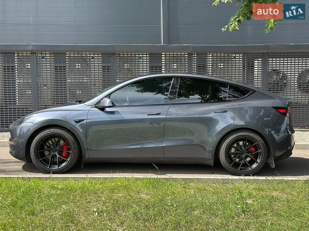 2023 Tesla Model Y - мініатюра 25