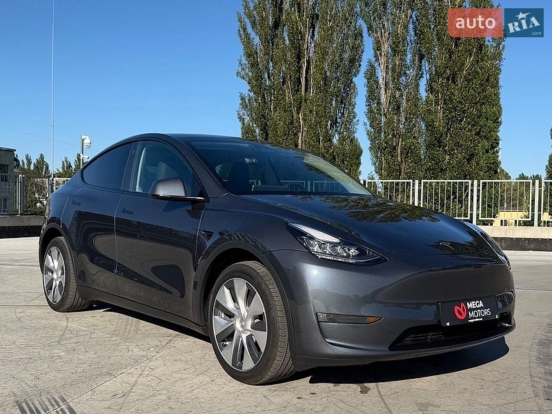Позашляховик / Кросовер Tesla Model Y 2022 в Києві фото 2 Позашляховик / Кросовер Tesla Model Y 2022 в Києві
