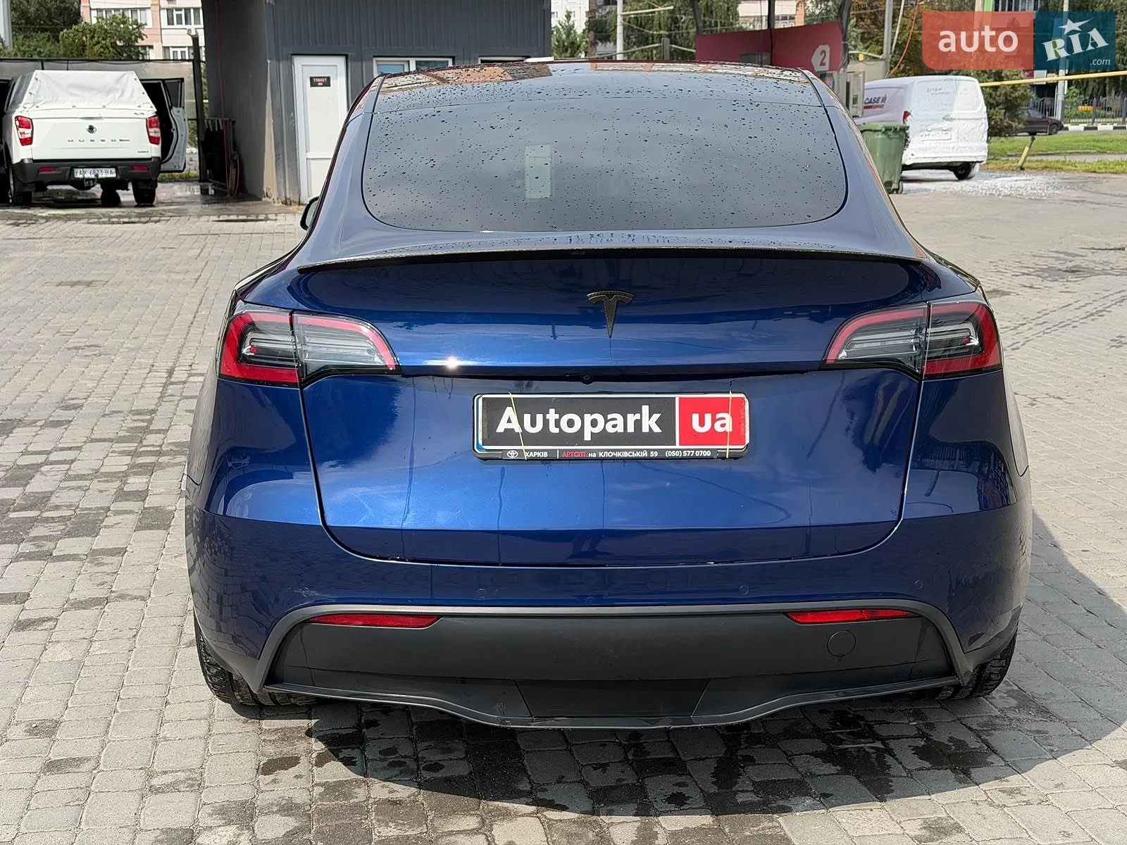 2022 Tesla Model Y - мініатюра 4