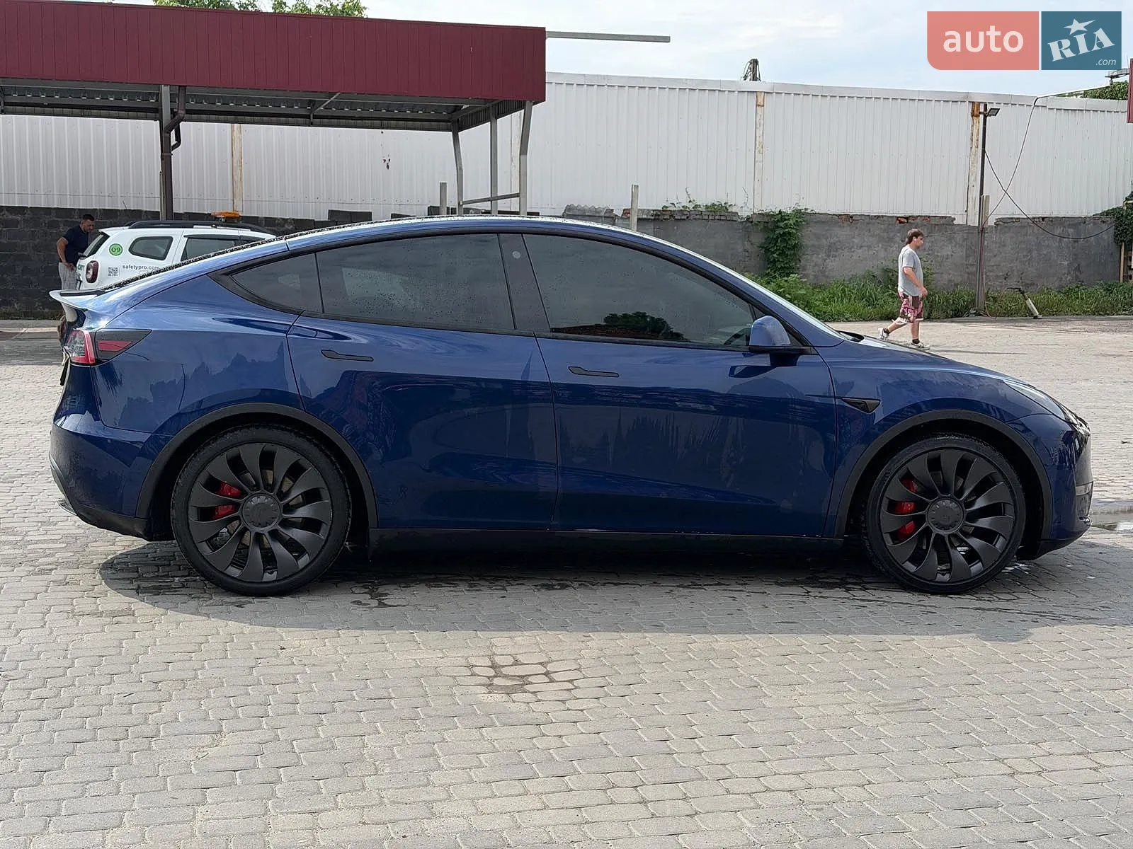 2022 Tesla Model Y - мініатюра 6