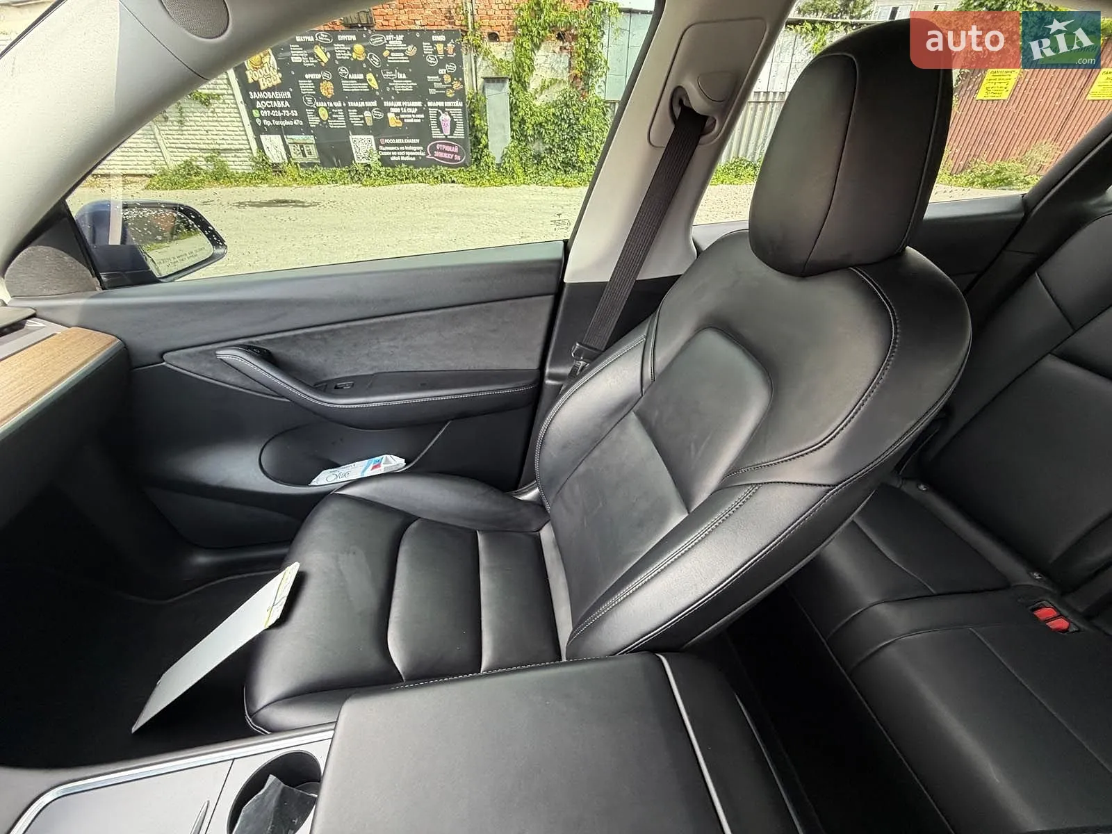 2022 Tesla Model Y - мініатюра 17
