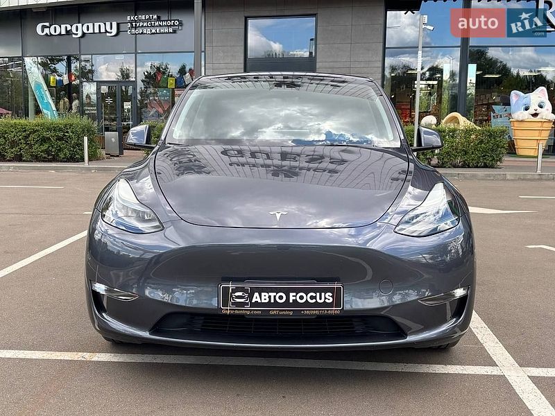 Внедорожник / Кроссовер Tesla Model Y 2023 в Киеве
