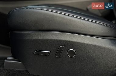 Внедорожник / Кроссовер Tesla Model Y 2023 в Черновцах