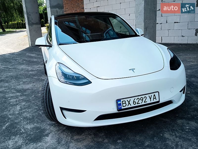 Внедорожник / Кроссовер Tesla Model Y 2022 в Хмельницком
