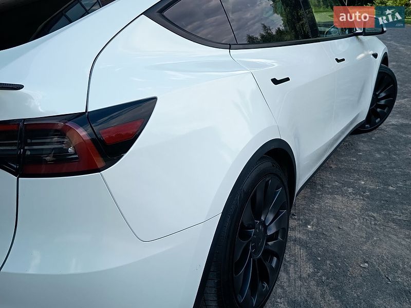 Внедорожник / Кроссовер Tesla Model Y 2022 в Хмельницком