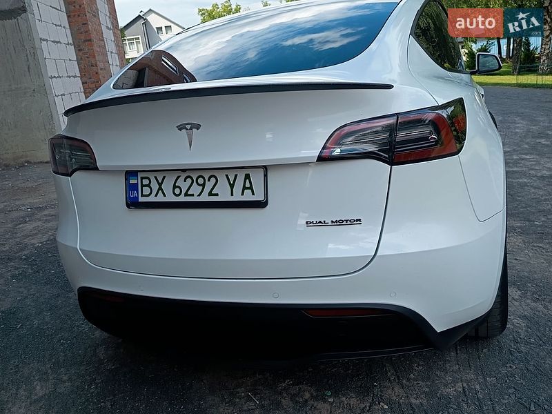 Внедорожник / Кроссовер Tesla Model Y 2022 в Хмельницком