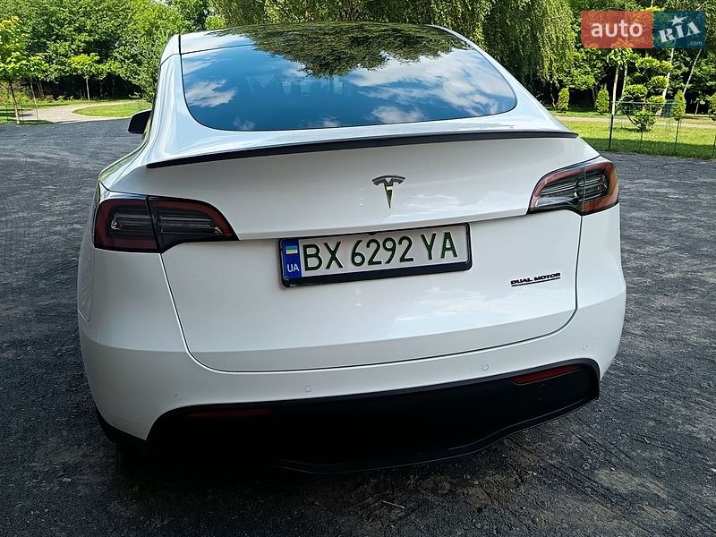 Внедорожник / Кроссовер Tesla Model Y 2022 в Хмельницком