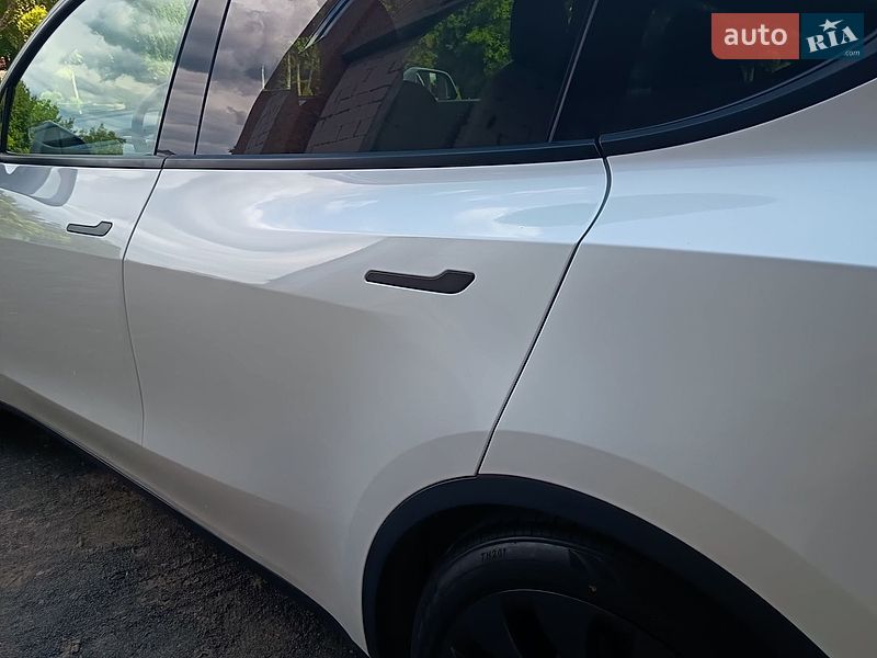 Внедорожник / Кроссовер Tesla Model Y 2022 в Хмельницком