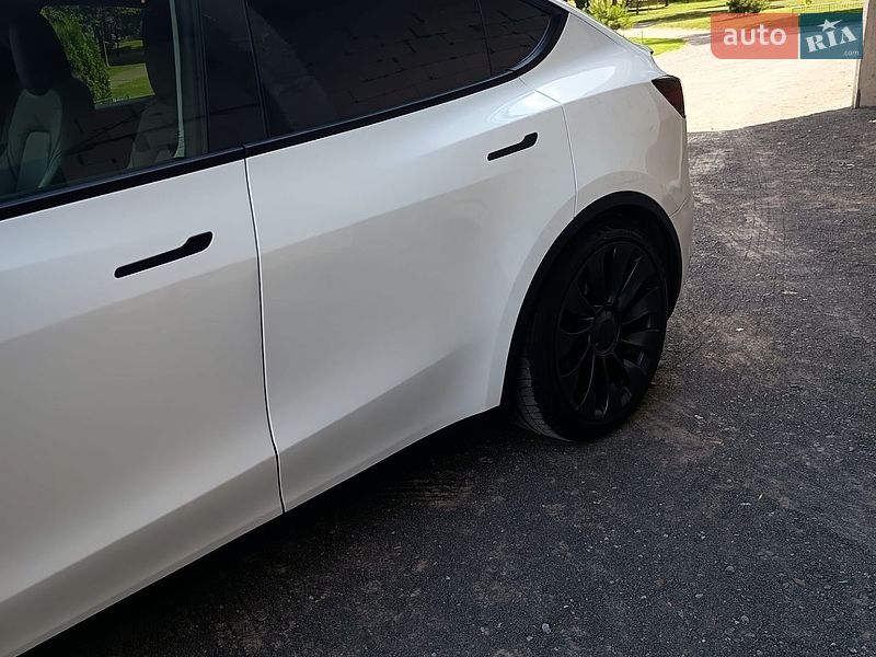Внедорожник / Кроссовер Tesla Model Y 2022 в Хмельницком