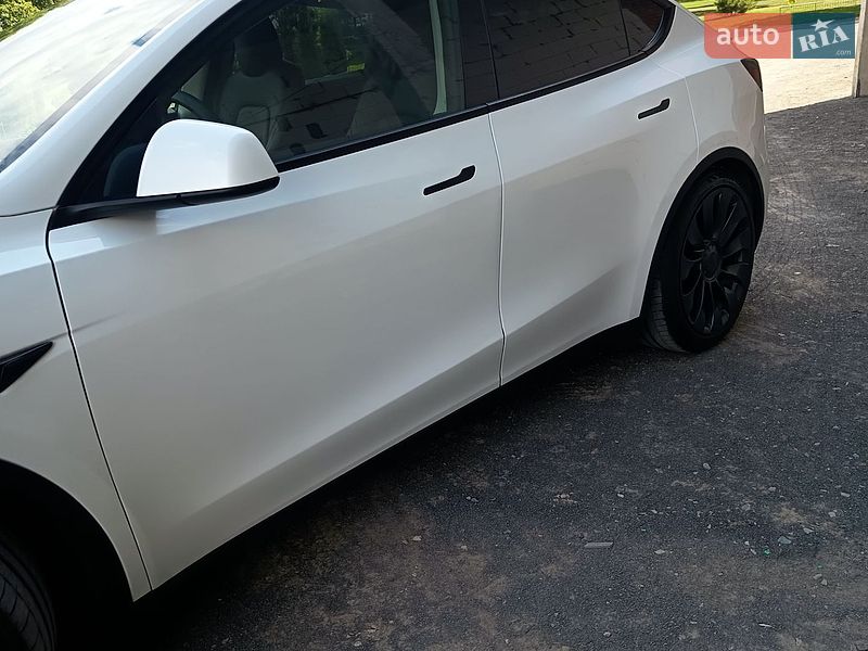 Внедорожник / Кроссовер Tesla Model Y 2022 в Хмельницком
