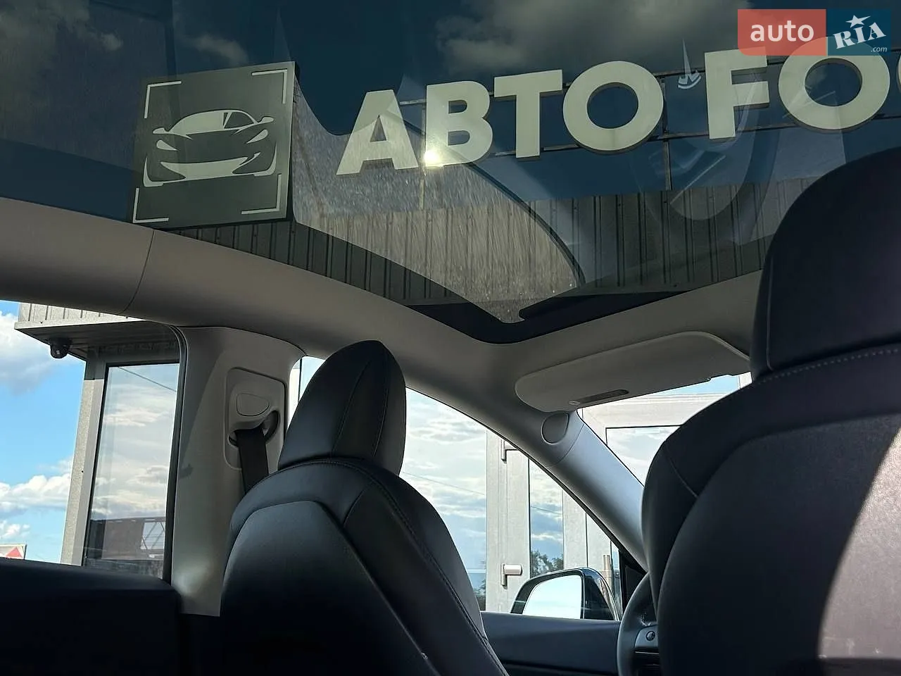 2021 Tesla Model Y - мініатюра 24