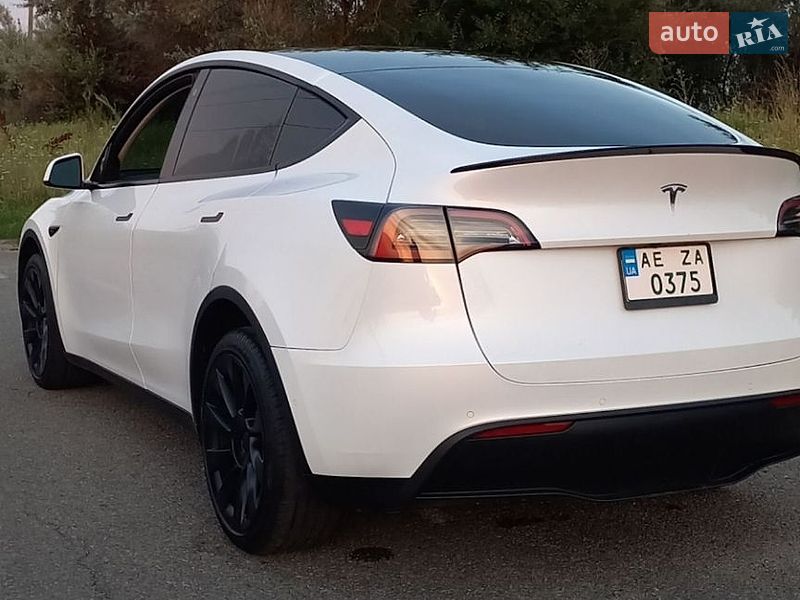 Внедорожник / Кроссовер Tesla Model Y 2022 в Самаре
