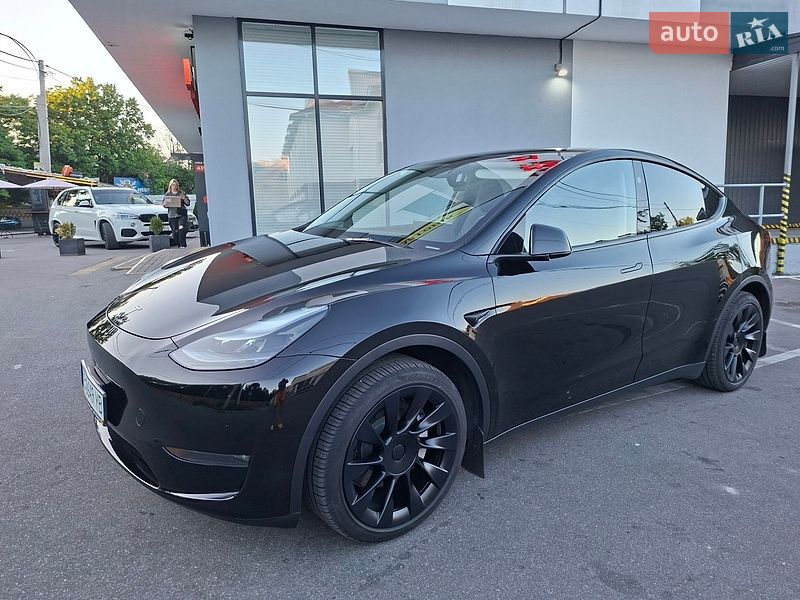 Внедорожник / Кроссовер Tesla Model Y 2024 в Виннице