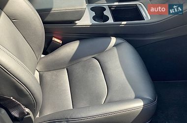 Внедорожник / Кроссовер Tesla Model Y 2023 в Трускавце