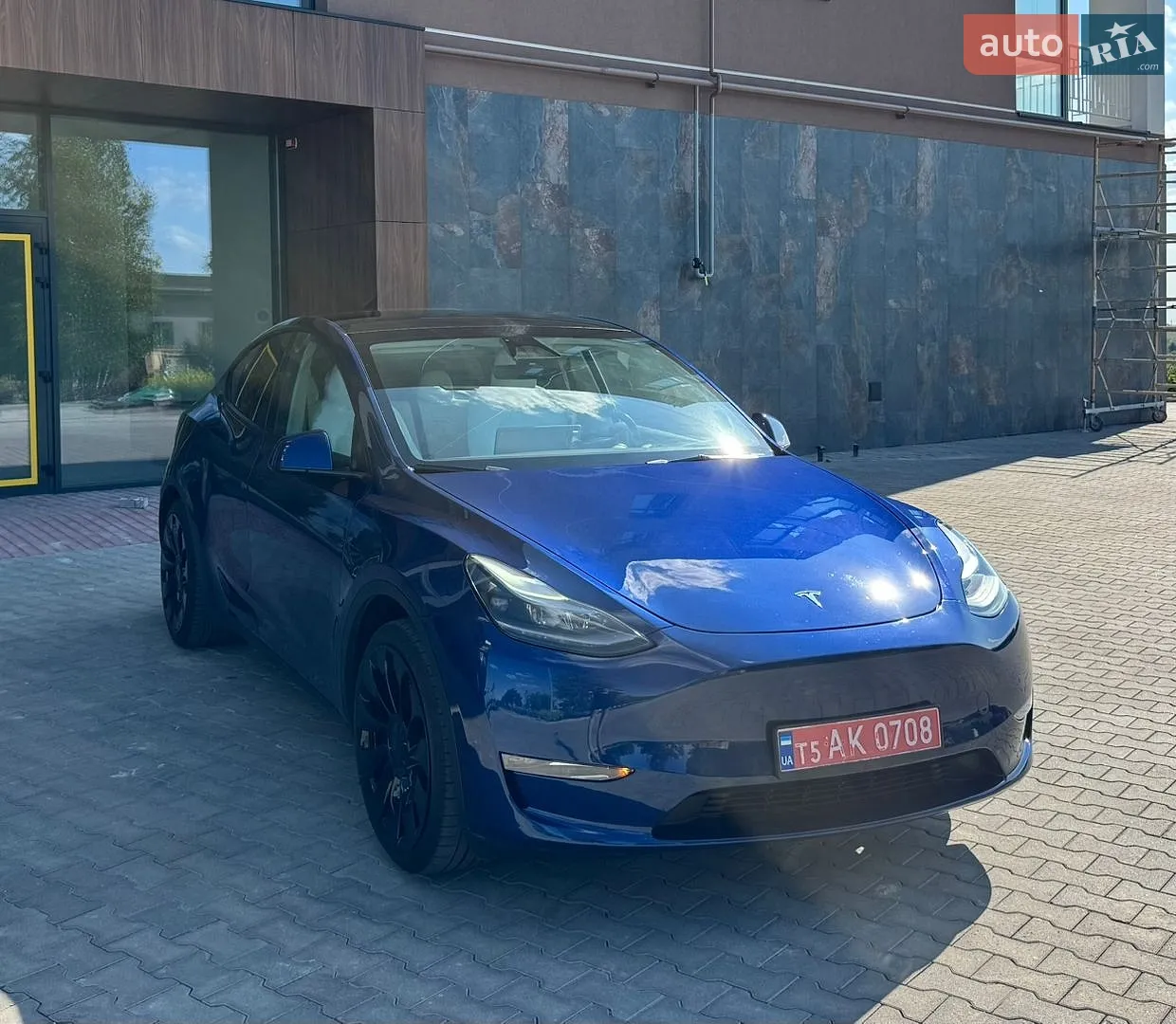 2024 Tesla Model Y - мініатюра 5
