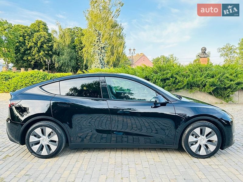 Внедорожник / Кроссовер Tesla Model Y 2023 в Белой Церкви фото 7 Внедорожник / Кроссовер Tesla Model Y 2023 в Белой Церкви