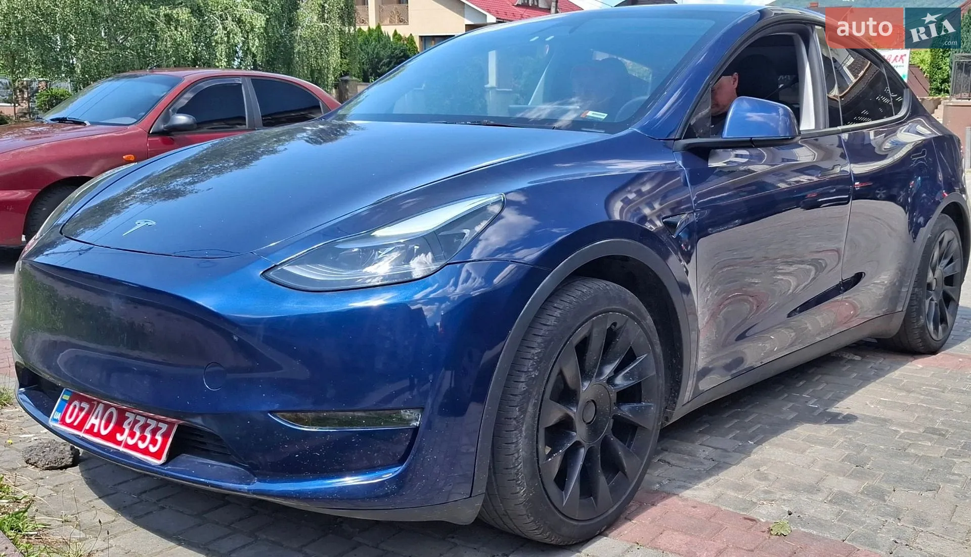 2023 Tesla Model Y - фото 1