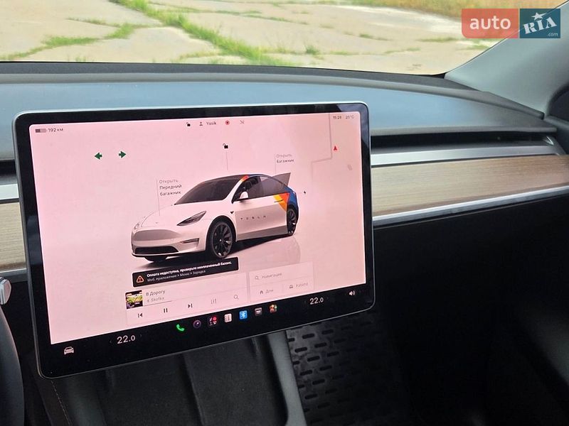 Позашляховик / Кросовер Tesla Model Y 2022 в Чернігові фото 4 Позашляховик / Кросовер Tesla Model Y 2022 в Чернігові
