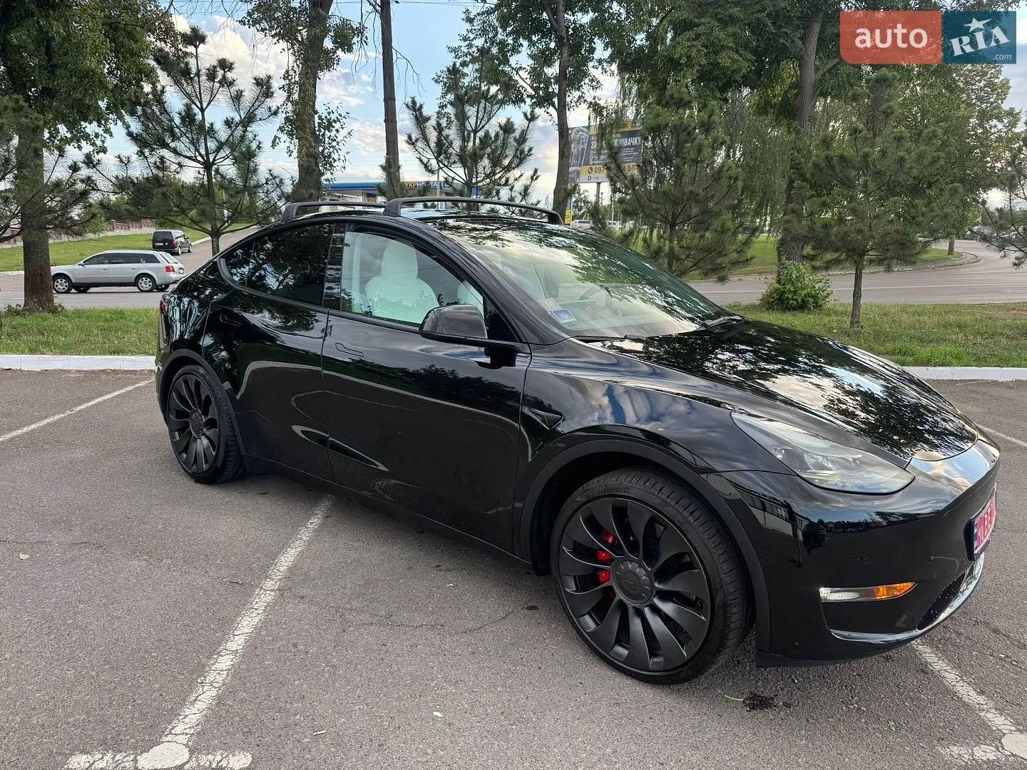 2022 Tesla Model Y - мініатюра 5
