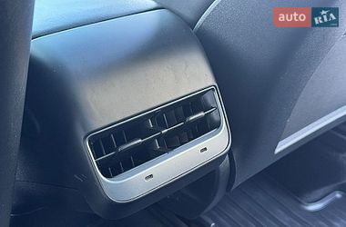 Позашляховик / Кросовер Tesla Model Y 2020 в Івано-Франківську