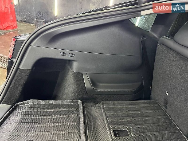 Внедорожник / Кроссовер Tesla Model Y 2023 в Днепре фото 20 Внедорожник / Кроссовер Tesla Model Y 2023 в Днепре