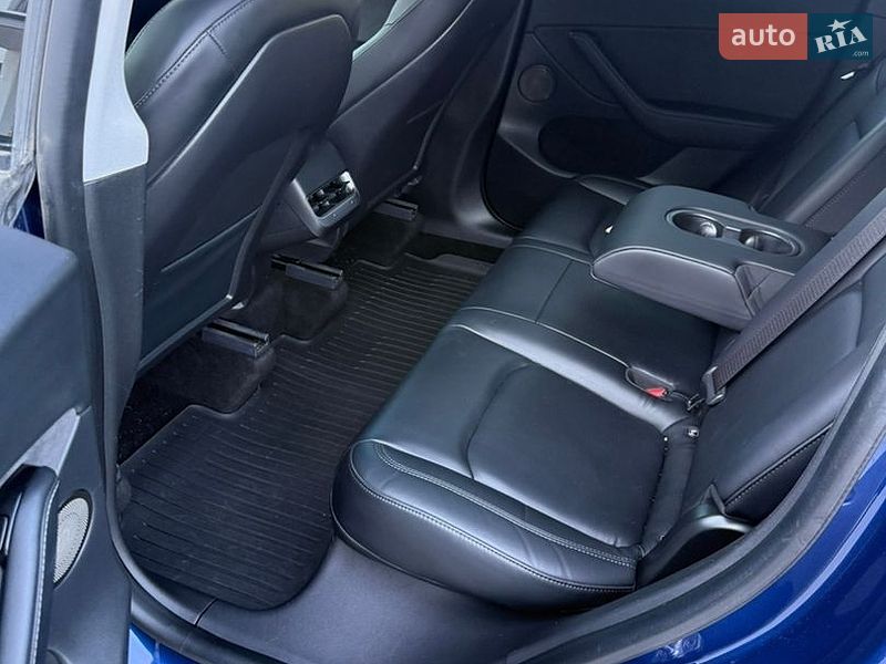 Внедорожник / Кроссовер Tesla Model Y 2020 в Городке